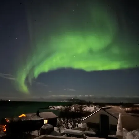 Brensholmen Beach House Tromso Exterior photo
