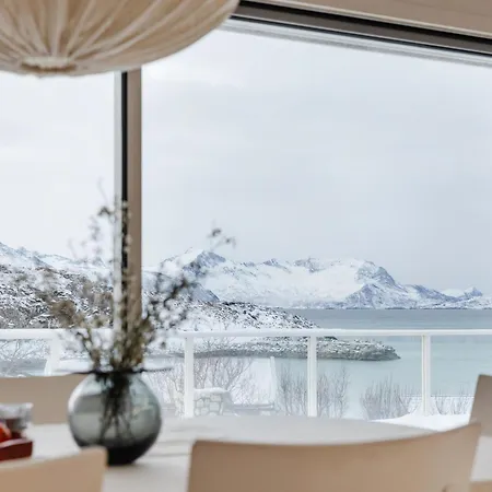 Brensholmen Beach House Tromso Exterior photo