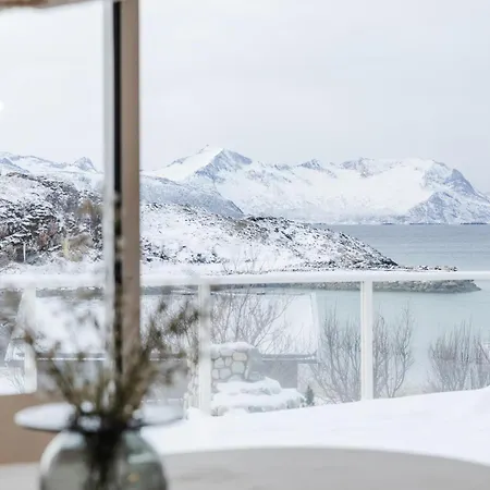 Brensholmen Beach House Tromso Exterior photo