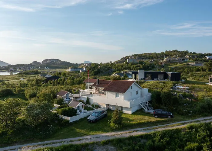 Brensholmen Beach House